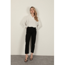 Veralis Yüksek Bel Mom Fit Denim Pantolon – Gün Boyu Konfor ve Şıklık!
