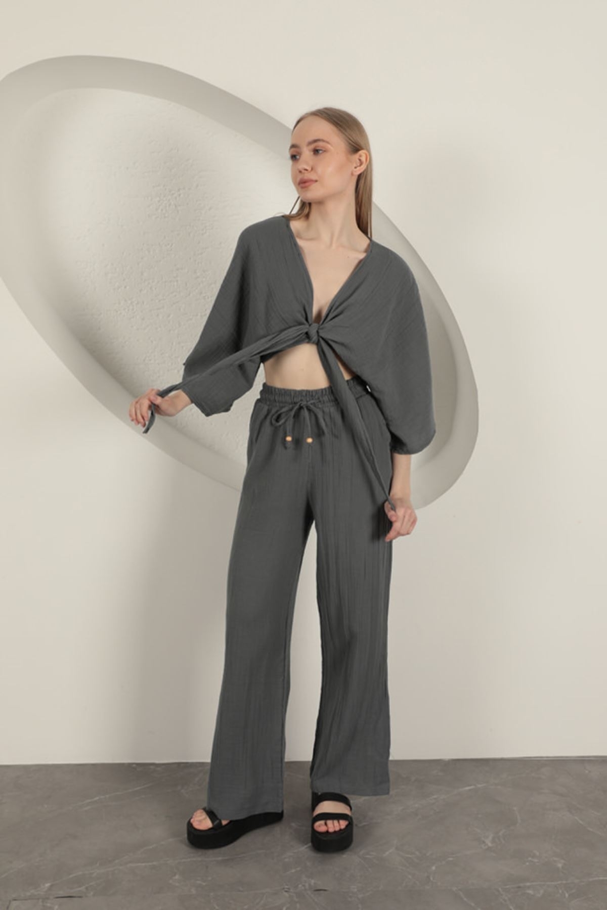 Veralis Müslin Kumaş Kimono – Hafif, Rahat ve Şık!