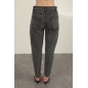 Veralis Yüksek Bel Mom Fit Denim Pantolon – Gün Boyu Konfor ve Şıklık!
