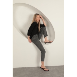 Veralis Yüksek Bel Mom Fit Denim Pantolon – Gün Boyu Konfor ve Şıklık!