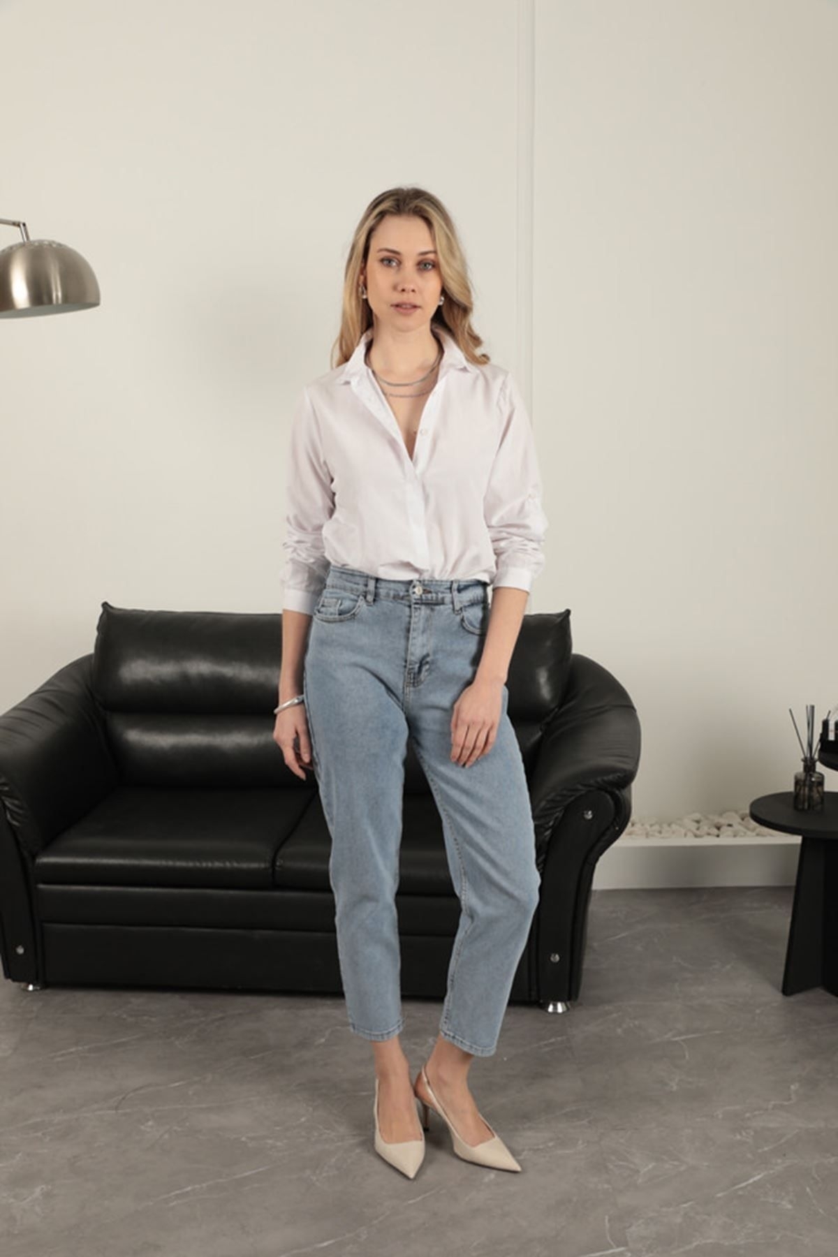 Veralis Yüksek Bel Mom Fit Denim Pantolon – Gün Boyu Konfor ve Şıklık!