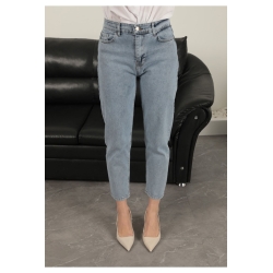 Veralis Yüksek Bel Mom Fit Denim Pantolon – Gün Boyu Konfor ve Şıklık!