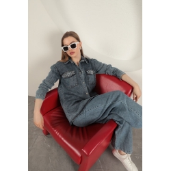 Veralis Denim Kumaş Cep İnci Detaylı Mavi Kadın Gömlek – Zarafeti ve Rahatlığı Buluştur!